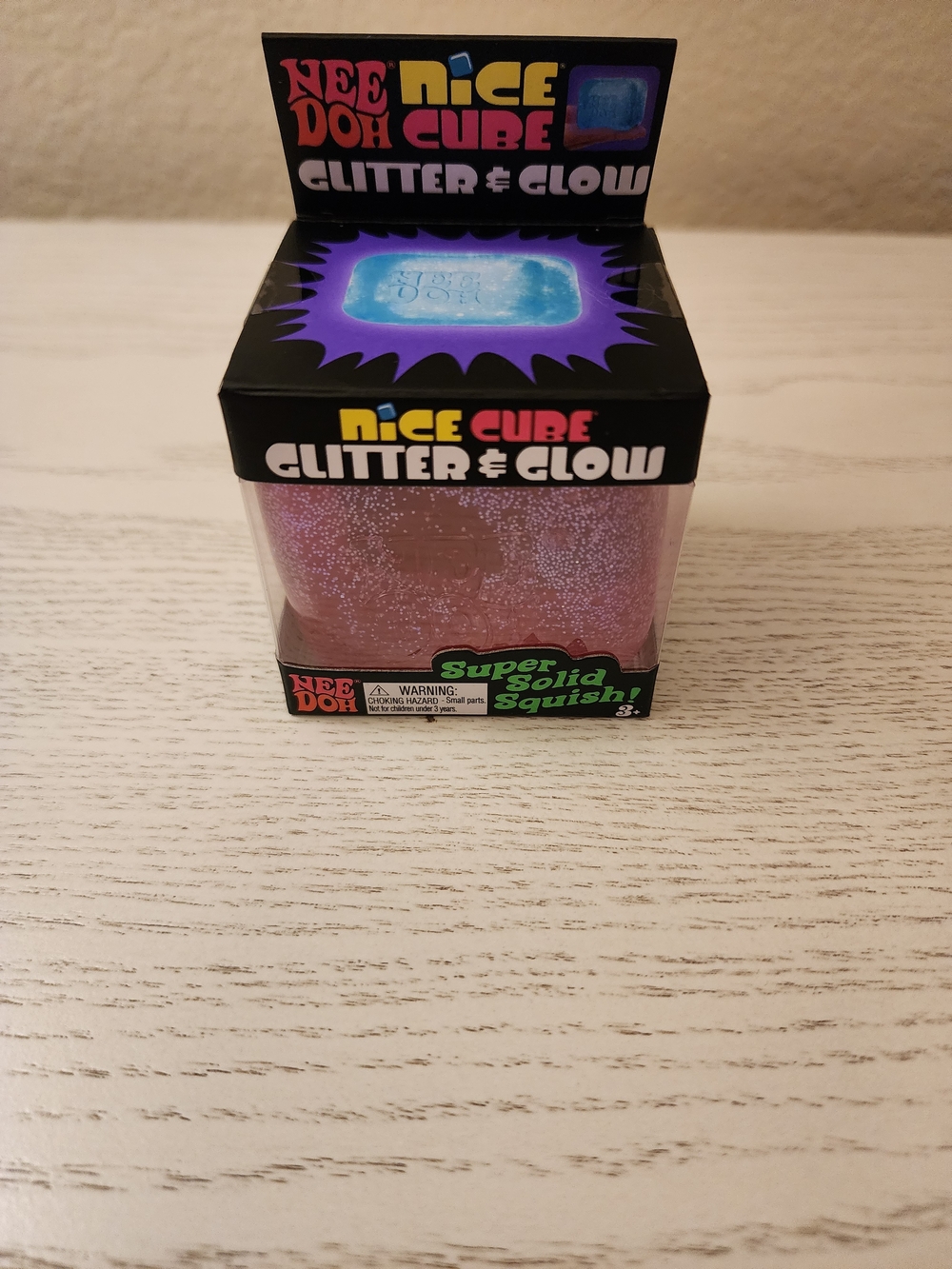 Authentic Needoh Nice Cube Glitter & Glow Squishy - Pink